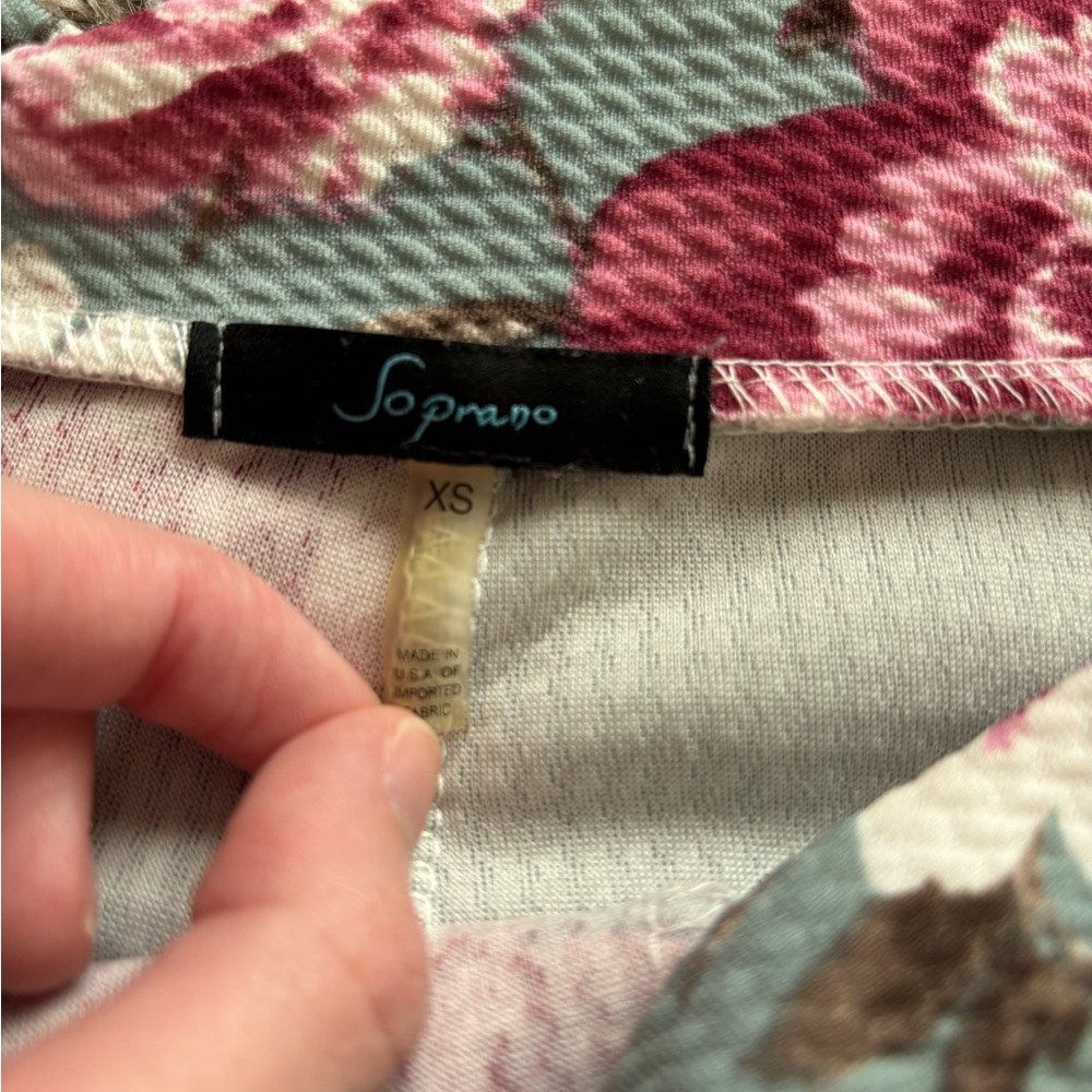 Floral Women's skort in Blue and Pink - Picture 2 of 3